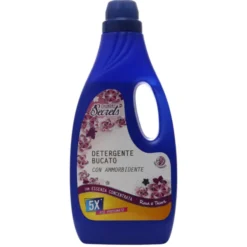 SECRETS DETERGENTE BUCATO CON AMMORBIDENTE ROSA & THIARE' 37 TRATTAMENTI 1,5 LT